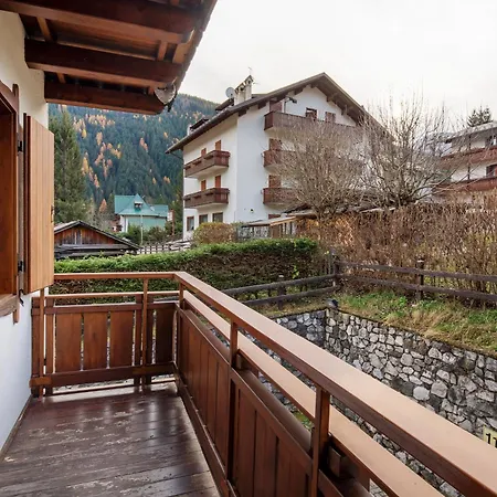 Malibu 7 Apartment *